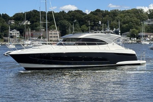 51FT (15.7M) RIVIERA Worth Avenue Yachts