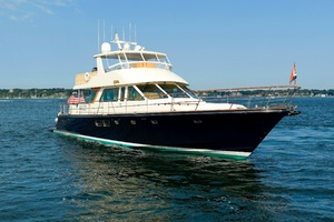 PRONTO Worth Avenue Yachts