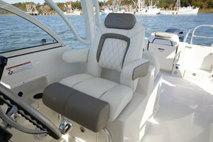 25ft World Cat Yacht For Sale