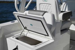 25ft World Cat Yacht For Sale