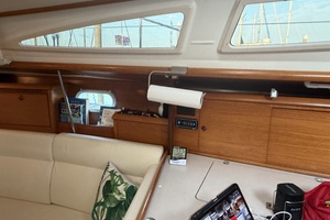 Slip Stream  35ft Jeanneau Yacht For Sale