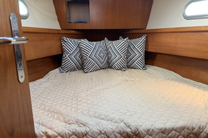 Slip Stream  35ft Jeanneau Yacht For Sale