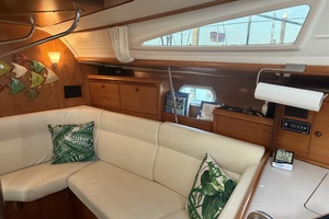 Slip Stream  35ft Jeanneau Yacht For Sale