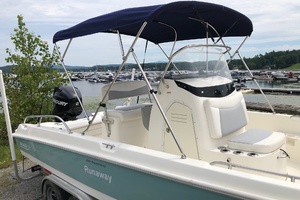RUNAWAY 20ft Boston Whaler Yacht For Sale
