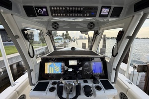 Evolution 34ft Solace Yacht For Sale