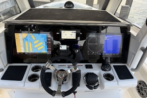 Evolution 34ft Solace Yacht For Sale