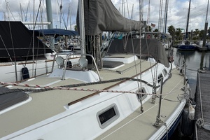 Josephine 38ft Ericson Yacht For Sale