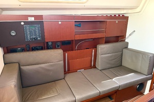 EFFORTLESS 37ft Hanse Yacht For Sale