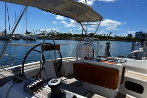 EFFORTLESS 37ft Hanse Yacht For Sale