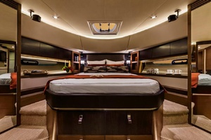 65FT (19.86M) SEA RAY