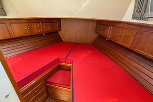 Candide 38ft Grand Banks Yacht For Sale