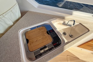 Sundown 34ft True North Yacht For Sale