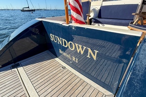 Sundown 34ft True North Yacht For Sale