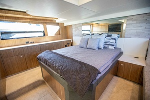 50FT (15.24M) CRUISERS YACHTS