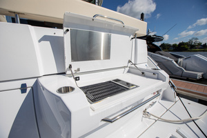 50FT (15.24M) CRUISERS YACHTS
