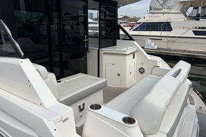 37FT (11M) REGAL