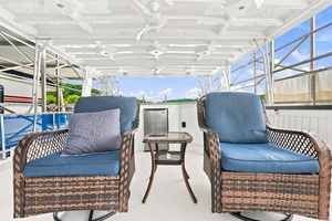 OFF DUTY 77ft Sumerset Yacht For Sale