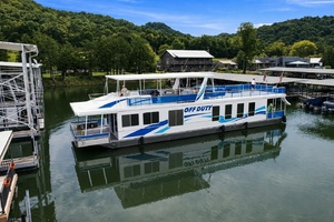 OFF DUTY 77ft Sumerset Yacht For Sale