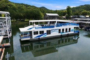 OFF DUTY 77ft Sumerset Yacht For Sale