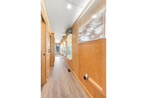 OFF DUTY 77ft Sumerset Yacht For Sale