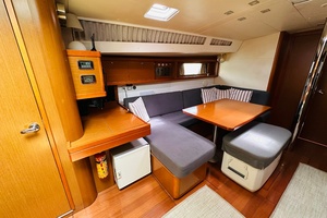 48ft Beneteau Yacht For Sale