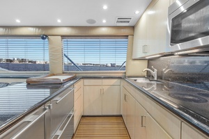 60FT (18M) HATTERAS