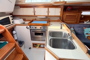 DRAGONFLY 36ft Catalina Yacht For Sale