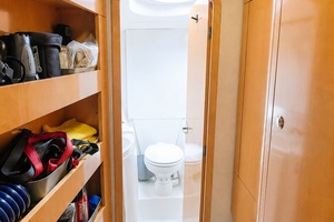 Flight Risk 35ft Fountaine Pajot Yacht For Sale