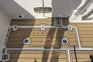 Divine Mer Sea 28ft Boston Whaler Yacht For Sale