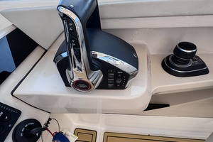 Divine Mer Sea 28ft Boston Whaler Yacht For Sale