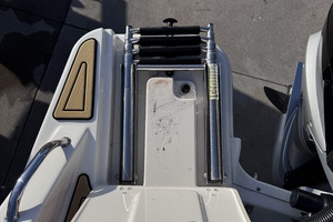 Divine Mer Sea 28ft Boston Whaler Yacht For Sale