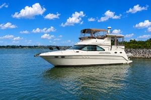 TOOLIN AROUND 37ft Sea Ray Yacht For Sale
