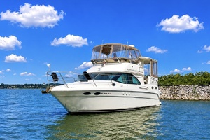 TOOLIN AROUND 37ft Sea Ray Yacht For Sale