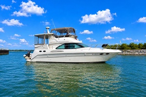 TOOLIN AROUND 37ft Sea Ray Yacht For Sale