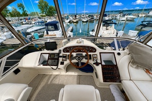 TOOLIN AROUND 37ft Sea Ray Yacht For Sale