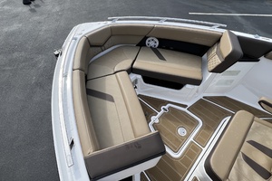 32ft Monterey Yacht For Sale