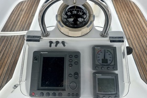 39ft Beneteau Yacht For Sale