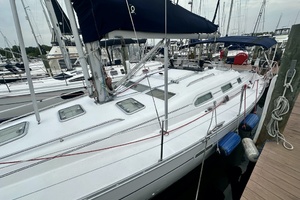 39ft Beneteau Yacht For Sale