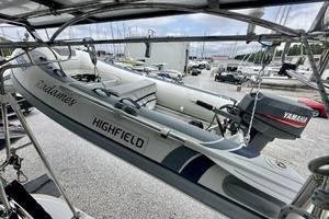 47ft Beneteau Yacht For Sale