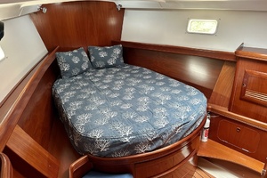 47ft Beneteau Yacht For Sale