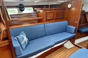 47ft Beneteau Yacht For Sale