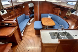 47ft Beneteau Yacht For Sale