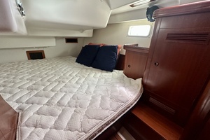 47ft Beneteau Yacht For Sale