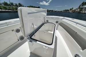 LOQUITO 39ft Invincible Yacht For Sale