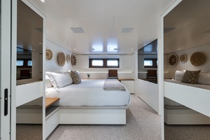Lauren Marie 92ft Sanlorenzo Yacht For Sale