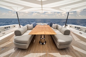 Lauren Marie 92ft Sanlorenzo Yacht For Sale