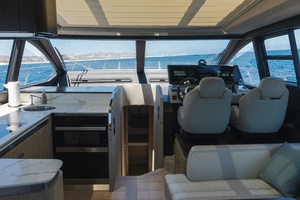 60FT (18.29M) AZIMUT