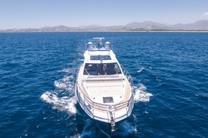 Yacht for sale 60FT (18.29M) AZIMUT