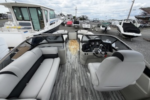 27ft Avalon Yacht For Sale