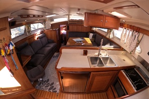 45ft Catalina Morgan Yacht For Sale